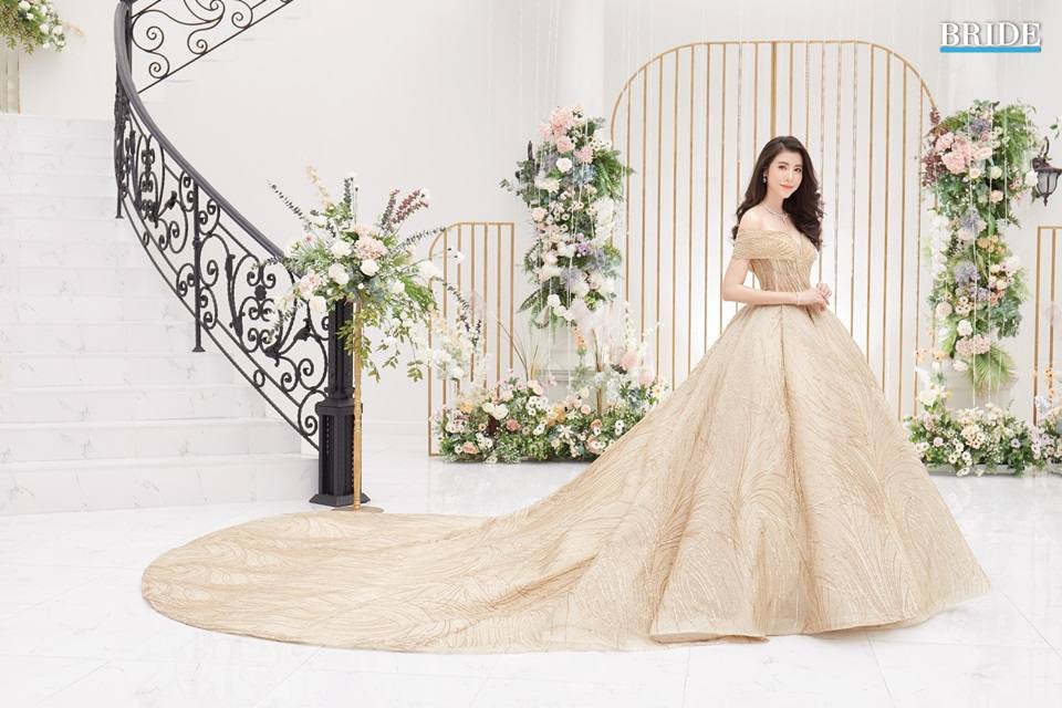 เอสเธอร์ สุปรีย์ลีลา @ Bride Magazine March 2020