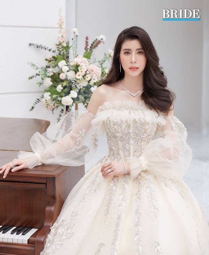 เอสเธอร์ สุปรีย์ลีลา @ Bride Magazine March 2020