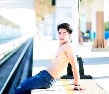 นายจะถอดเอง(หรือ)จะให้เราถลก