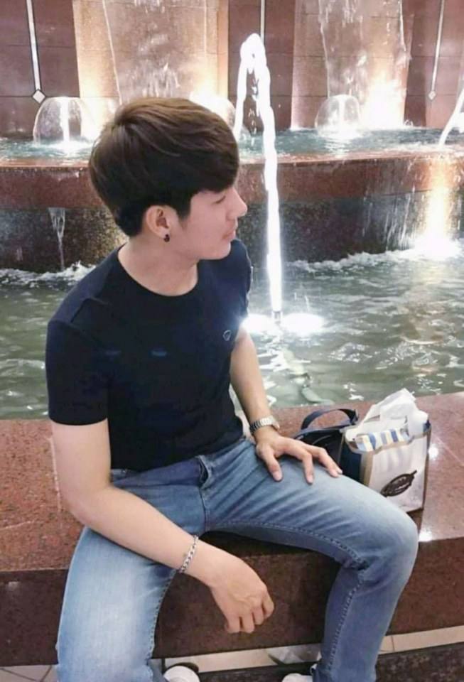 นายจะถอดเอง(หรือ)จะให้เราถลก