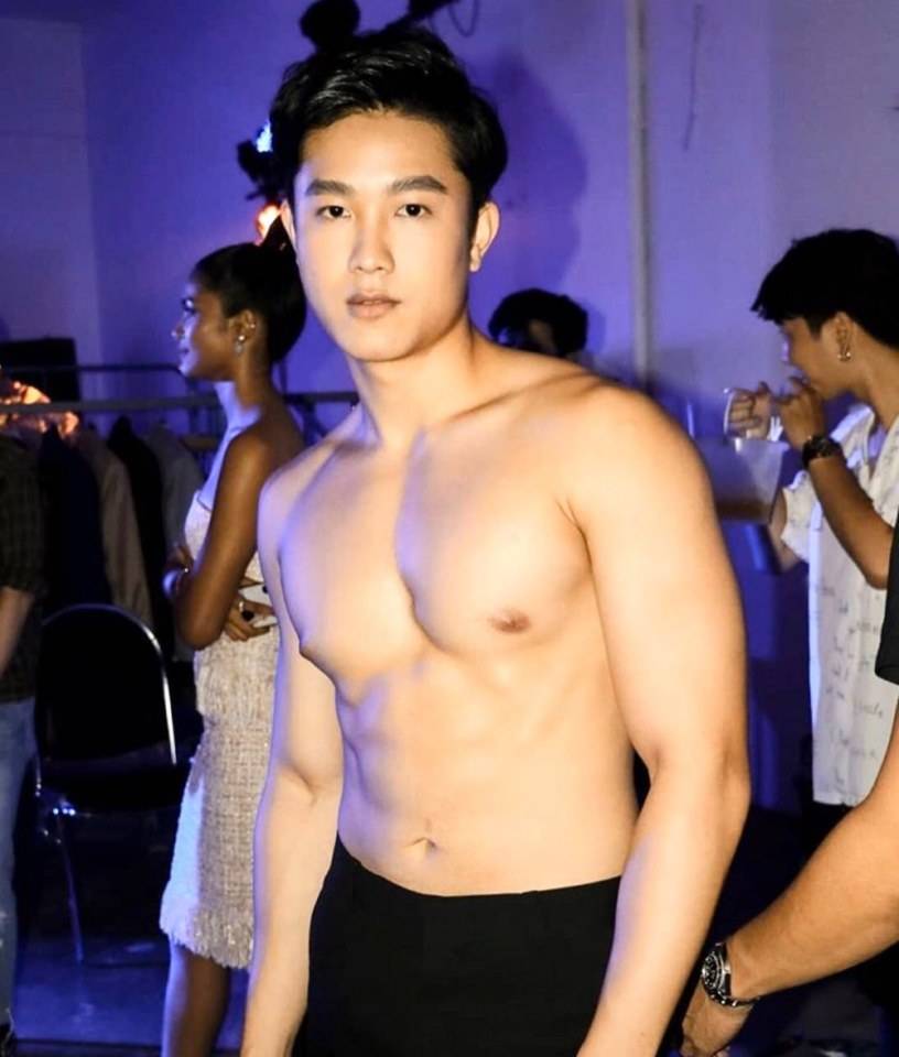 ฟิตเปรี๊ยะ ที่สี่สิบเก้า