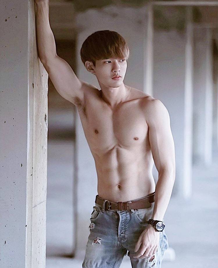 เปิดวาร์ป IG หนุ่มหล่อหุ่นดี #13