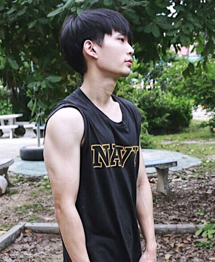 เปิดวาร์ป IG หนุ่มหล่อหุ่นดี #13