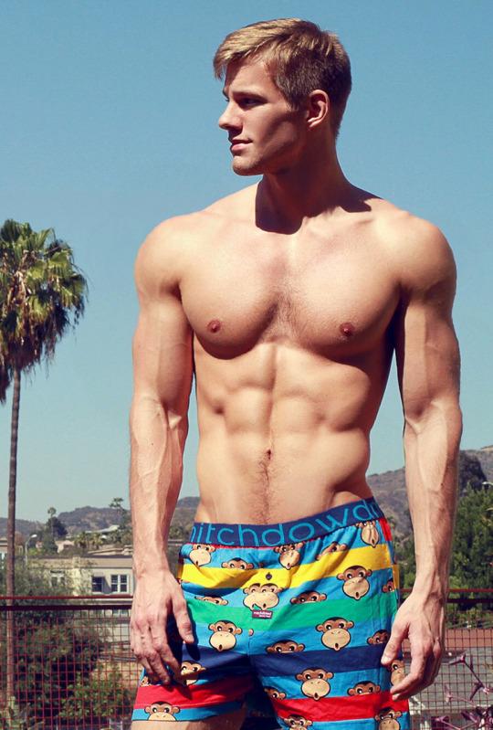 male body 220