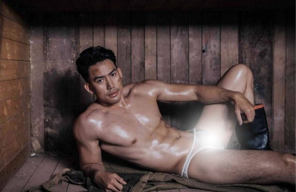 หนุ่มหล่อขึ้นปก 566.3