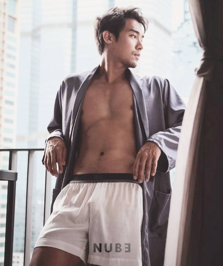 ไม่มีเม้ม..เต็มทุกช็อต