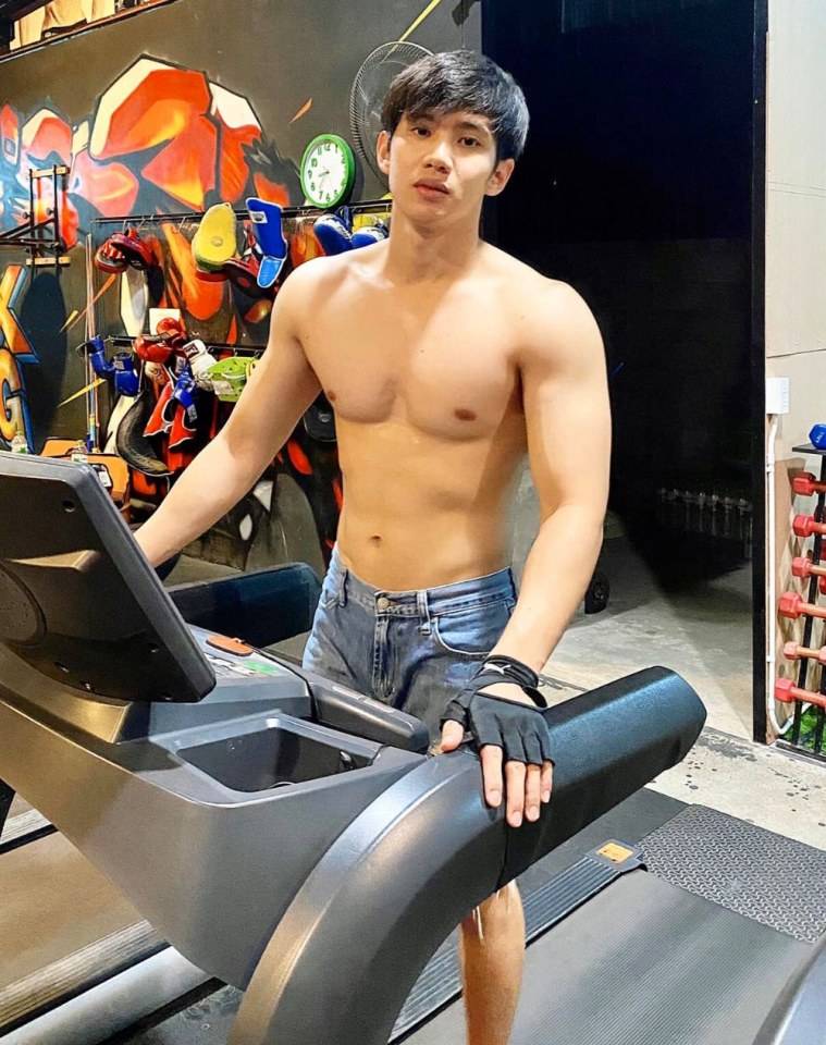 ยัดเยียด..คำว่าสามีซะดีมั้ง ⭐3