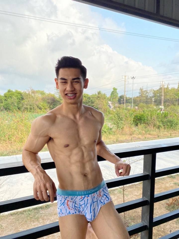ฟิตเปรี๊ยะ ที่ห้าสิบสี่