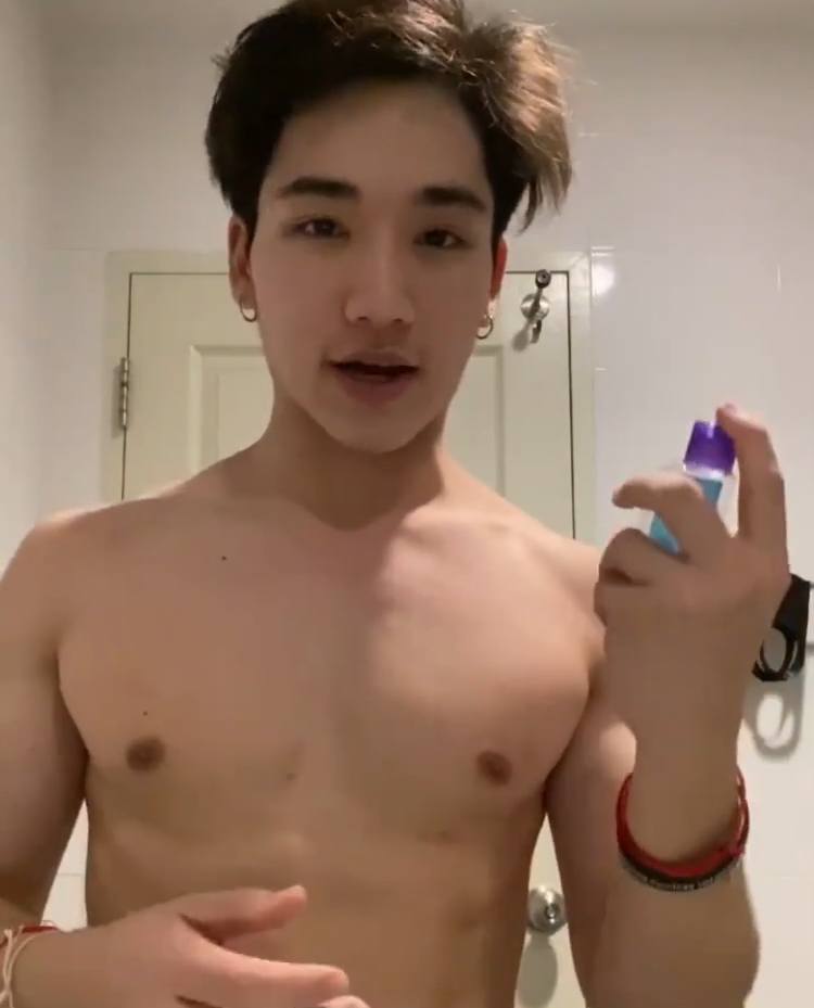 น้องฟลุ๊ค