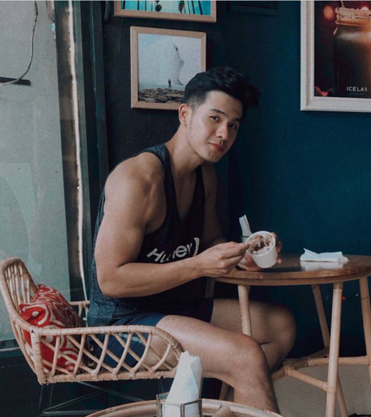 กักตัวสู้โควิด-19