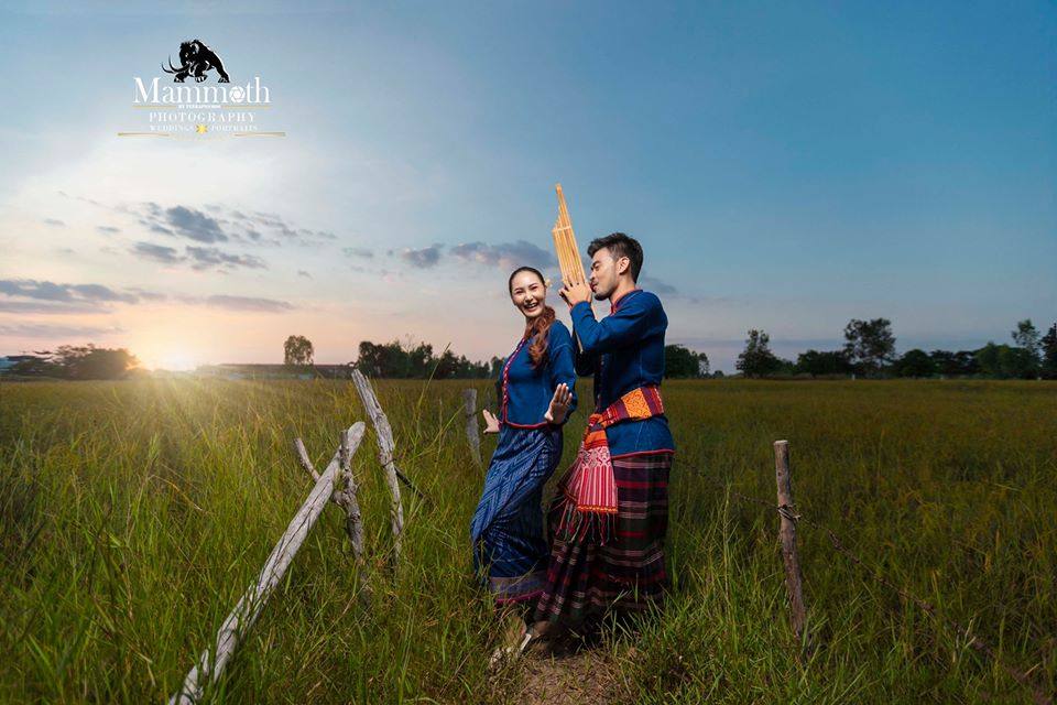 พรีเวดดิ้ง ชุดพื้นเมืองอีสาน