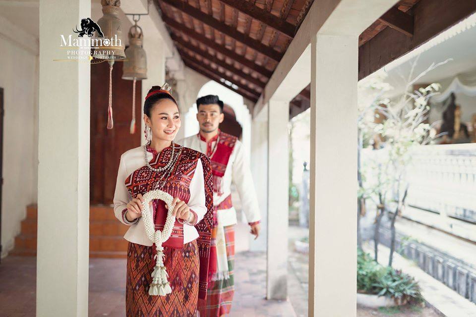 พรีเวดดิ้ง ชุดพื้นเมืองอีสาน