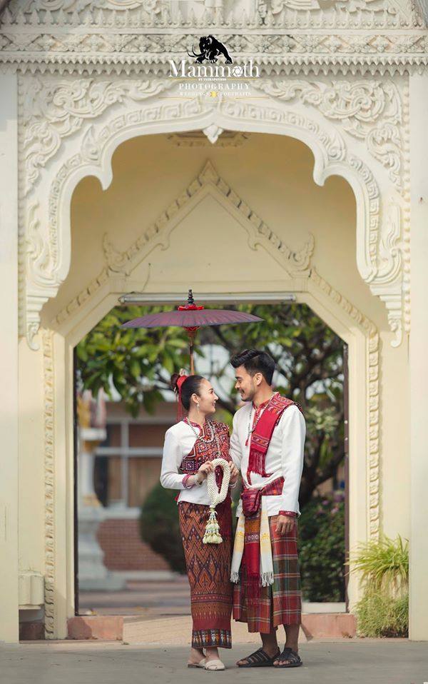 พรีเวดดิ้ง ชุดพื้นเมืองอีสาน