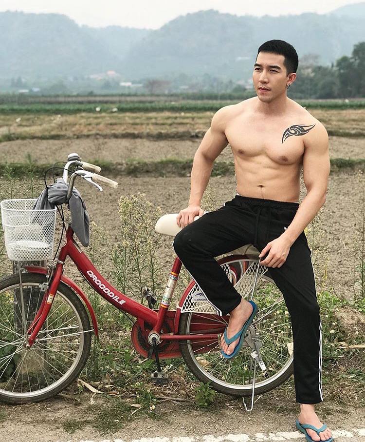 เปิดวาร์ป IG หนุ่มหล่อหุ่นดี #18
