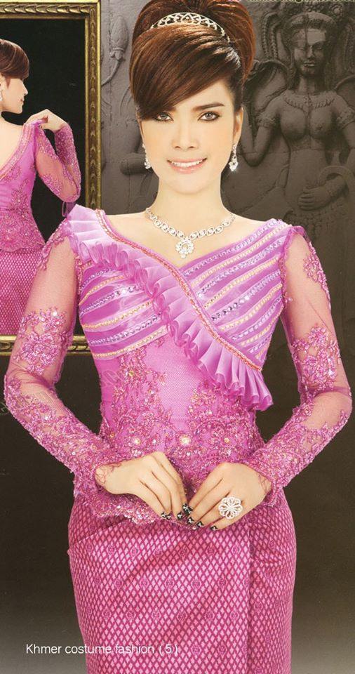 Cambodia national costume (សំពត់)