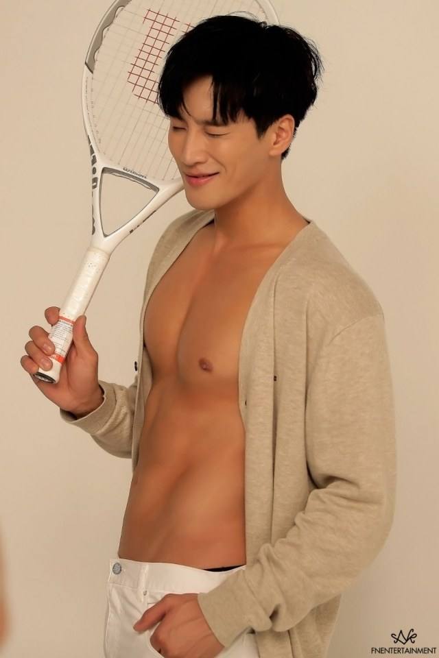 ถอดโชว์ประปราย /24/