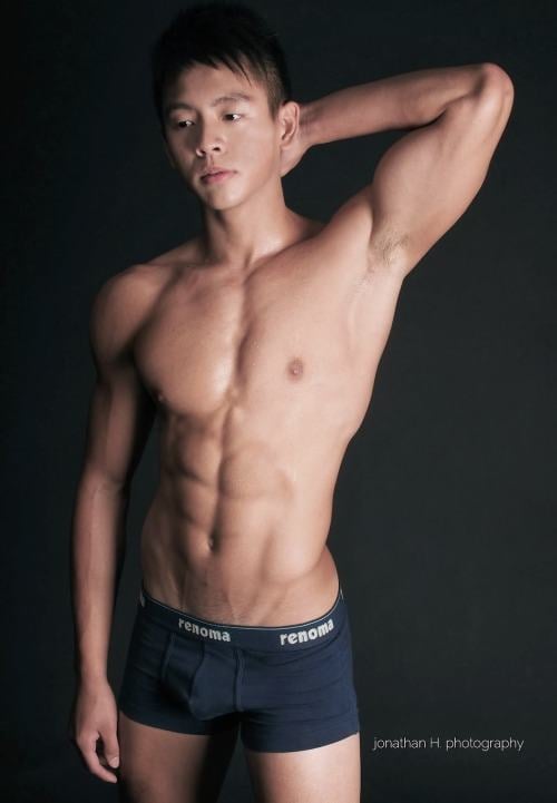 ถอดโชว์ประปราย /24/