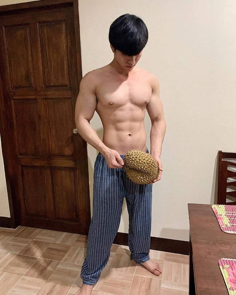 ร้อนก็ต้องถอด