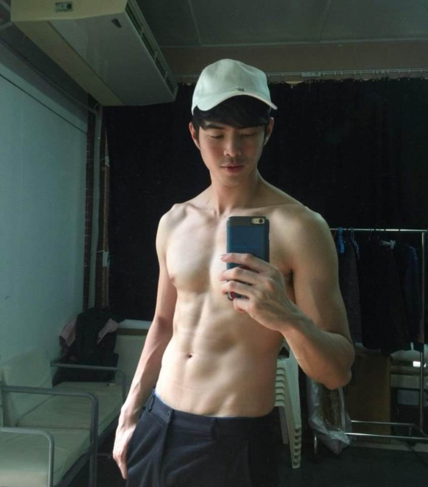 ร้อนก็ต้องถอด