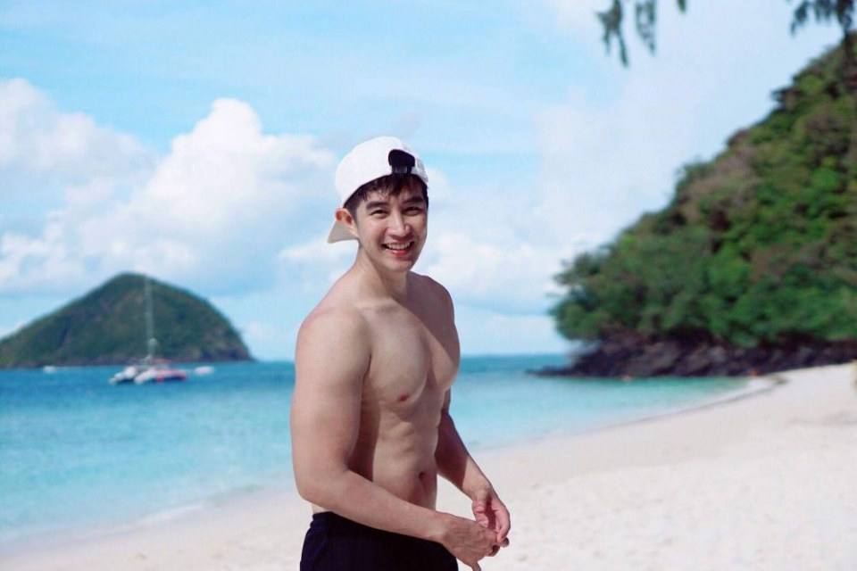 ร้อนก็ต้องถอด