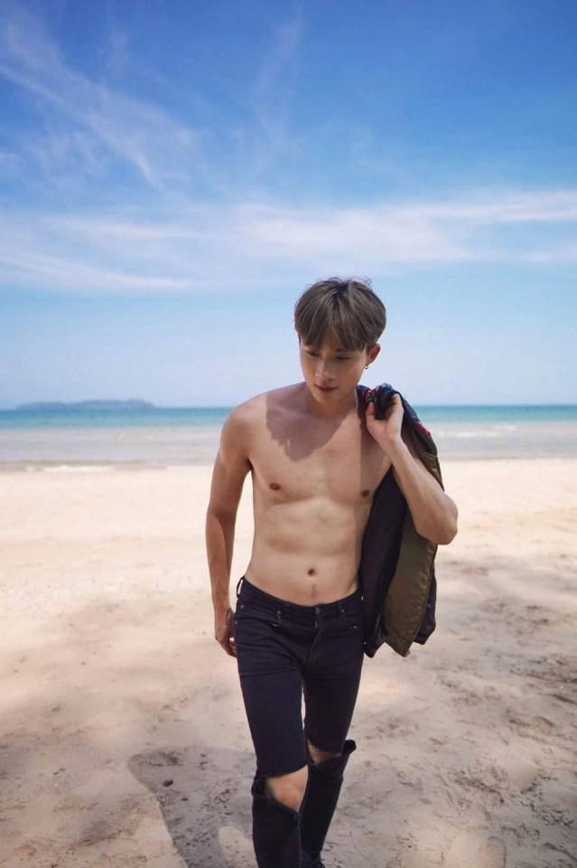 ร้อนแบบนี้..เหมาะแก่การย่ำยีผู้ชาย