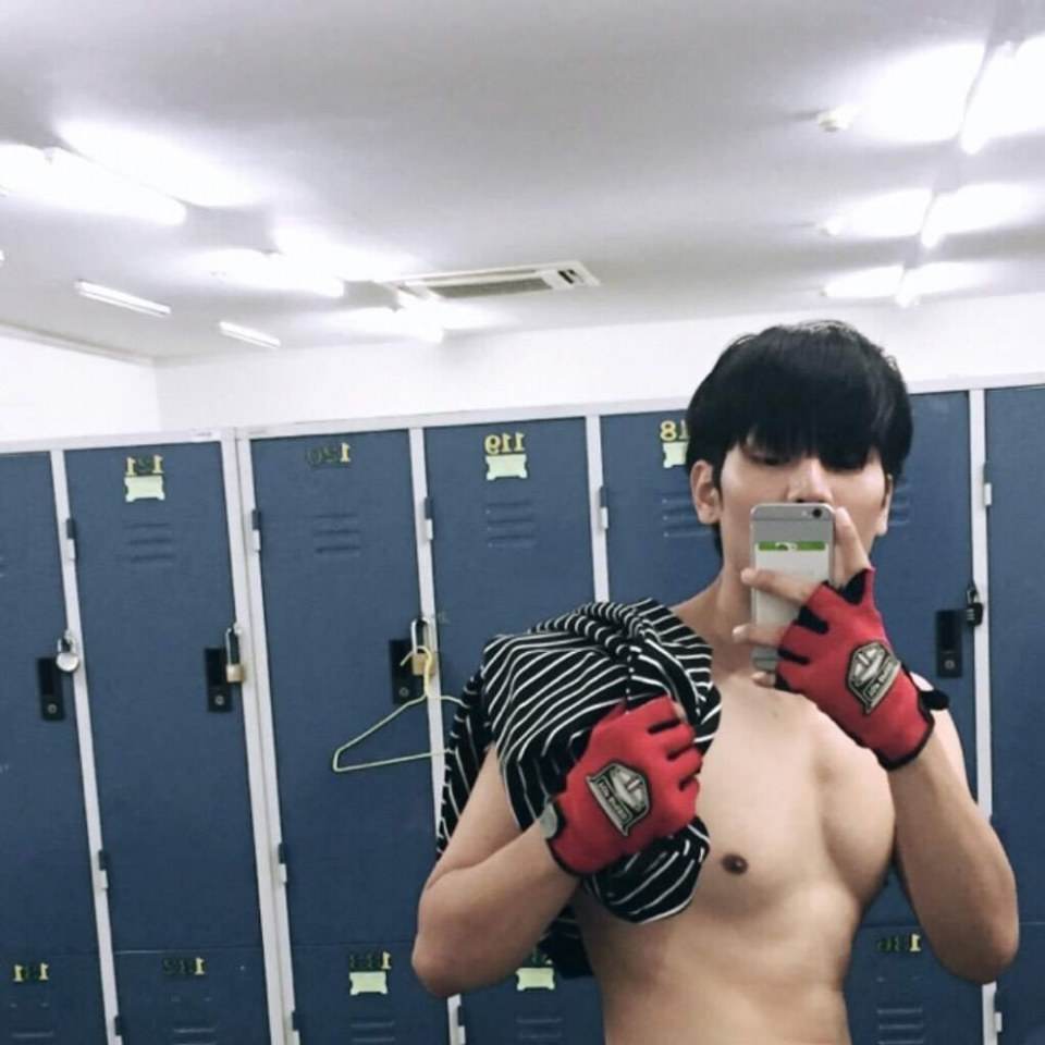 ร้อนแบบนี้..เหมาะแก่การย่ำยีผู้ชาย
