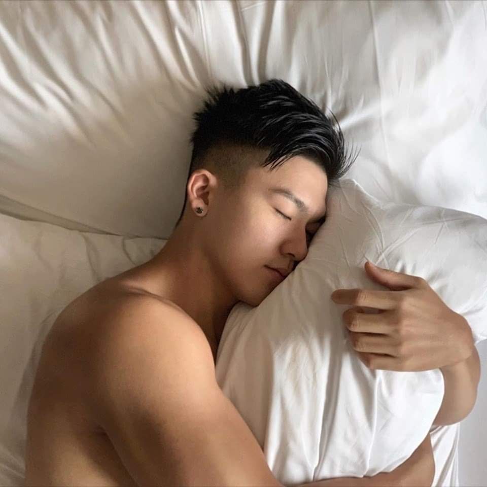 อากาศร้อน..ต้องนอนแก้ผ้า