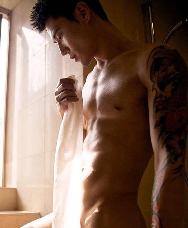 อากาศร้อน..นายควรนอนคว่ำหน้านะ