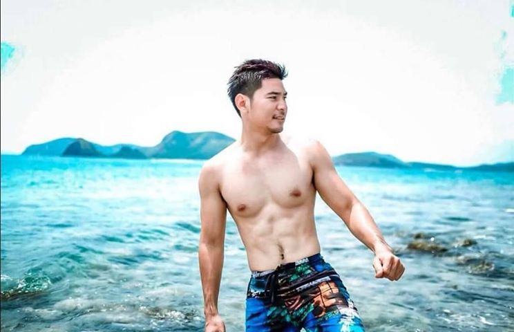 กักตัวให้แซ่บ