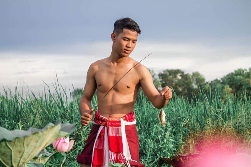 หนุ่มไทบ้าน