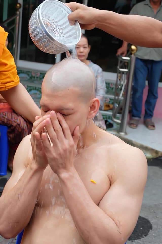 สาธุ
