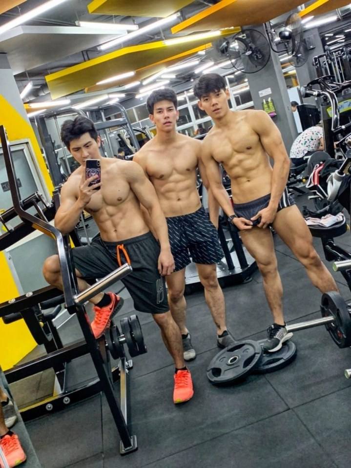 ถอดโชว์ประปราย /30/