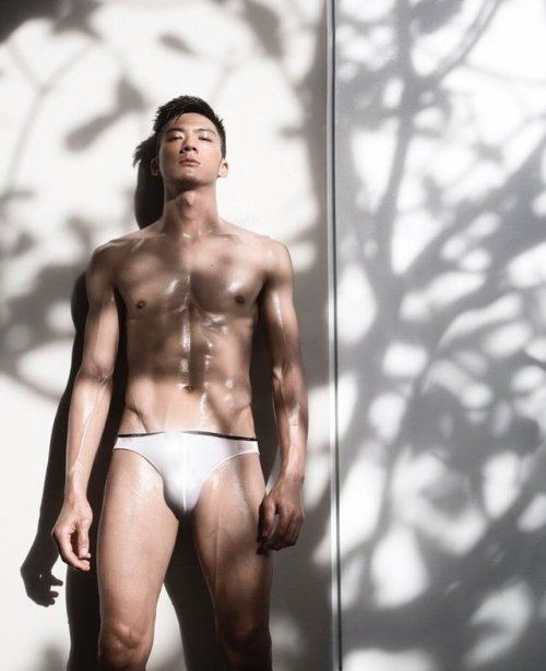 ถึงที่หมาย..ผู้ชายสองคนกำลังใกล้จะบ๊ะๆกันแล้ว