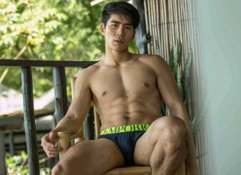 ชุกที่สาม..จักเต็มให้มีหลายเซกเลย