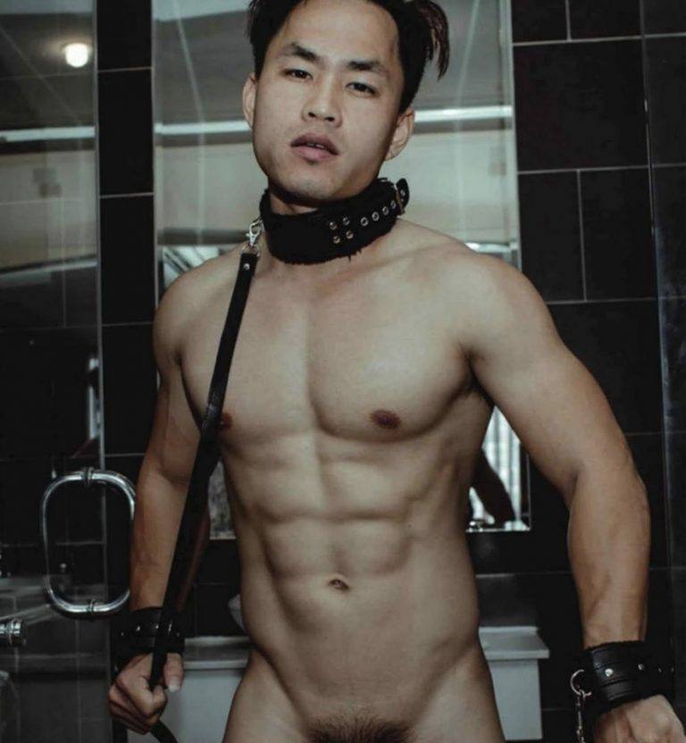 ชุดที่สิบแปด..แดดแรงแฮะเหงื่อเต็มตัวเลย