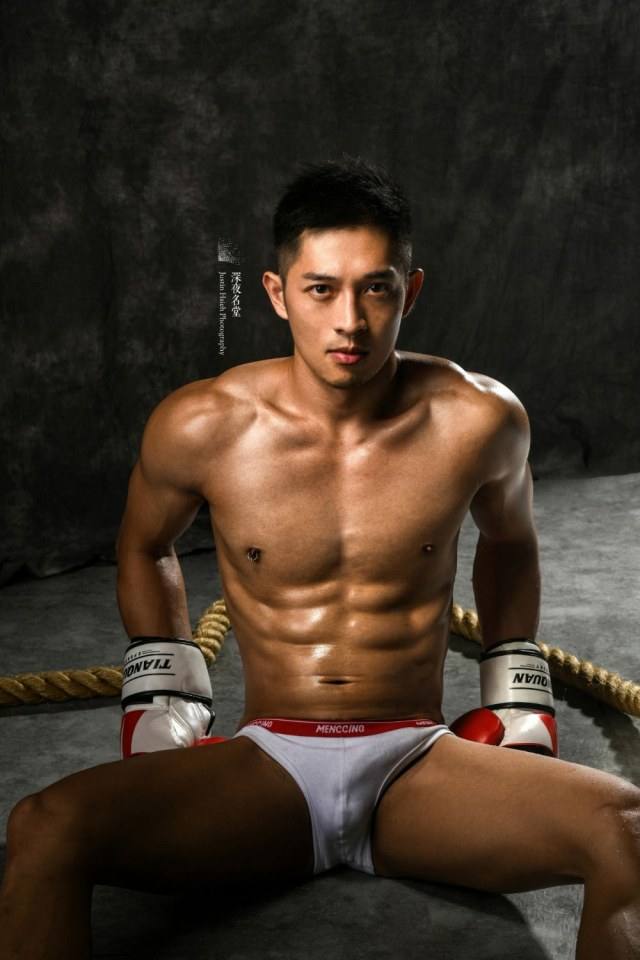 งานเข้าเฟ้ยปิดไฟแล้วเงียบไว้นะพวก..พอดีเจอไข่ลวกเมื่อตอนเช้า