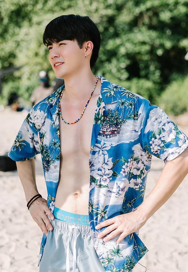 ซี พฤกษ์ หรือ ไฟท์เตอร์ จาก WHY R U THE SERIES เพราะรักใช่เปล่า
