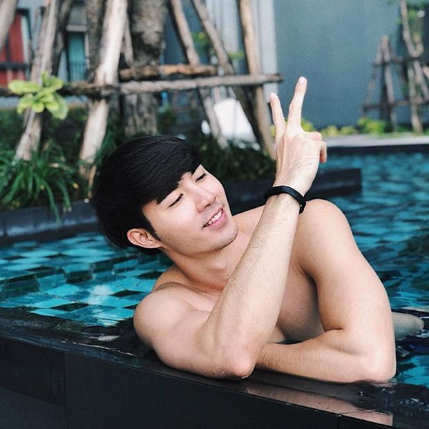 ซี พฤกษ์ หรือ ไฟท์เตอร์ จาก WHY R U THE SERIES เพราะรักใช่เปล่า