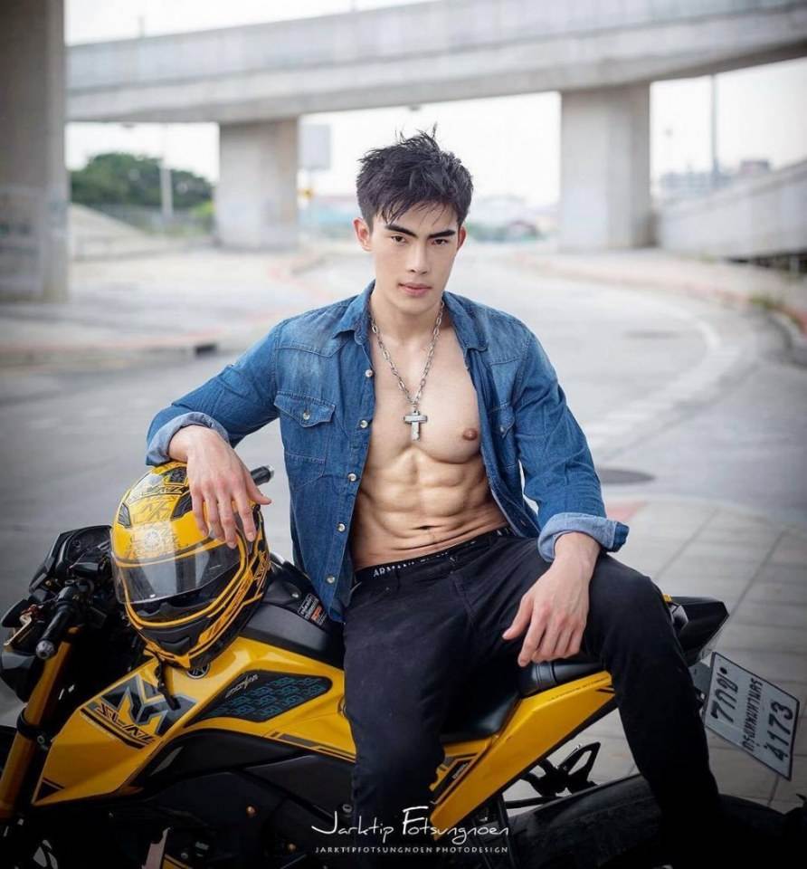 ฟิตเปรี๊ยะ ที่หกสิบเก้า