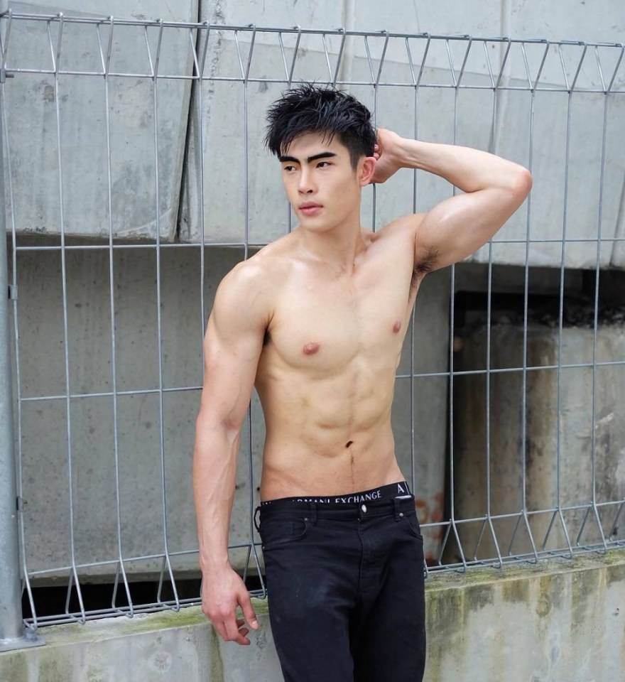 ฟิตเปรี๊ยะ ที่หกสิบเก้า