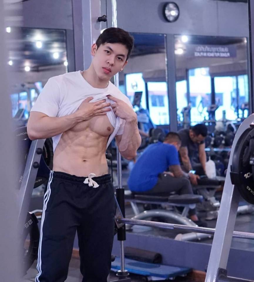ฟิตเปรี๊ยะ ที่หกสิบเก้า