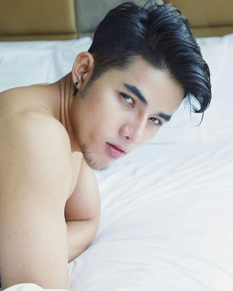 ชายจริงแท้แน่นอน..เมื่อก่อนหรือตอนนี้