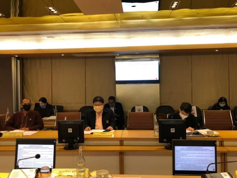 เฉลิมชัยฯ รัฐมนตรีฯเกษตรฯ นั่งหัวโต๊ะแก้ไขปัญหาเรื่องไข่ไก่ทั้งประเทศ