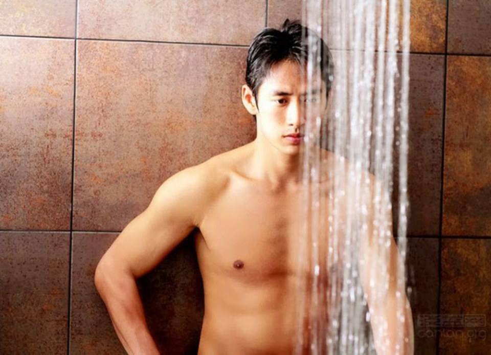 [OMGBoy039][18+] มองดูหน้าท้อง มองดูกล้ามอก ของ Johnny Lu ก็อดที่จะจินตนาการณ์ไปไกลไม่ได้