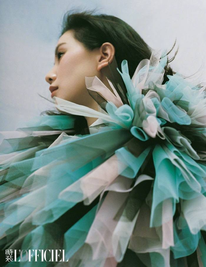 Liu Shi Shi @ L&rsquo;Officiel China April 2020