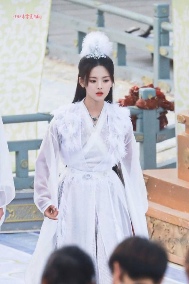 ละคร หงส์เริงระบำ Dance of The Phoenix 《且听凤鸣》 2020