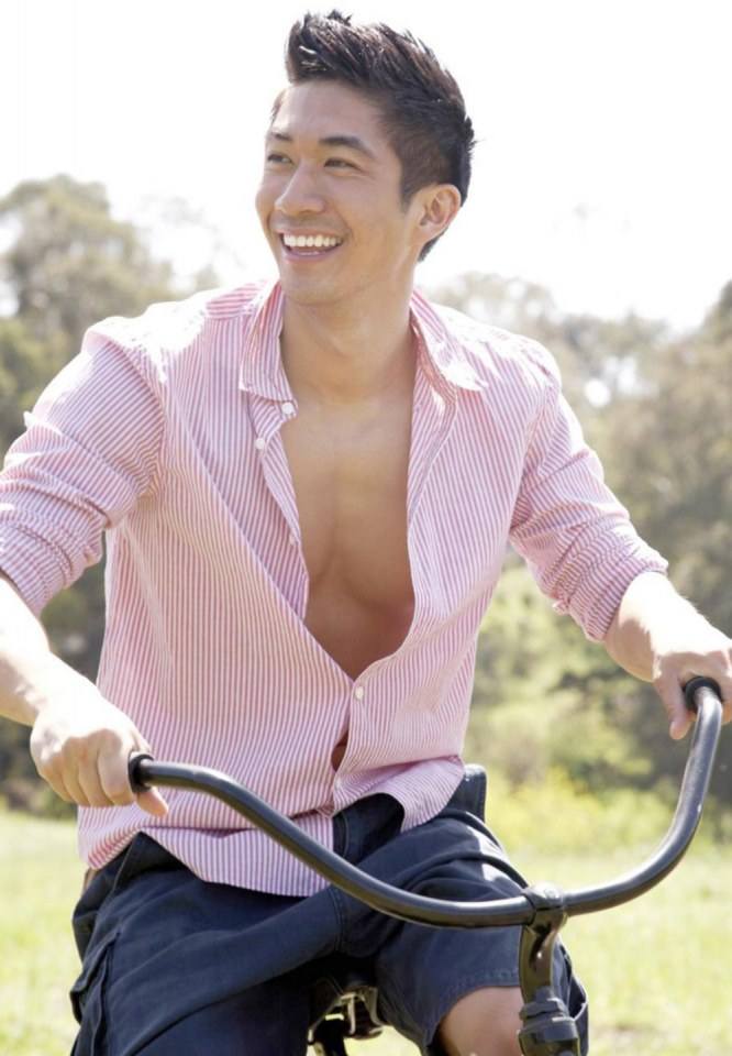 [OMGBoy044][18+] Ronnie Woo พ่อครัวอาหารไม่คลีน ที่ทุกอย่างบนเรือนร่างคลีนมากๆ หิวมากครับ