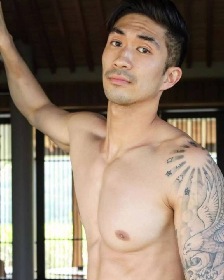 [OMGBoy044][18+] Ronnie Woo พ่อครัวอาหารไม่คลีน ที่ทุกอย่างบนเรือนร่างคลีนมากๆ หิวมากครับ