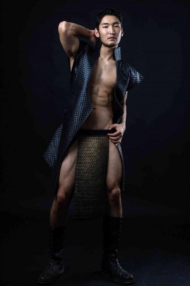 male body 223