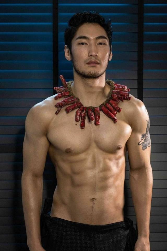 male body 223